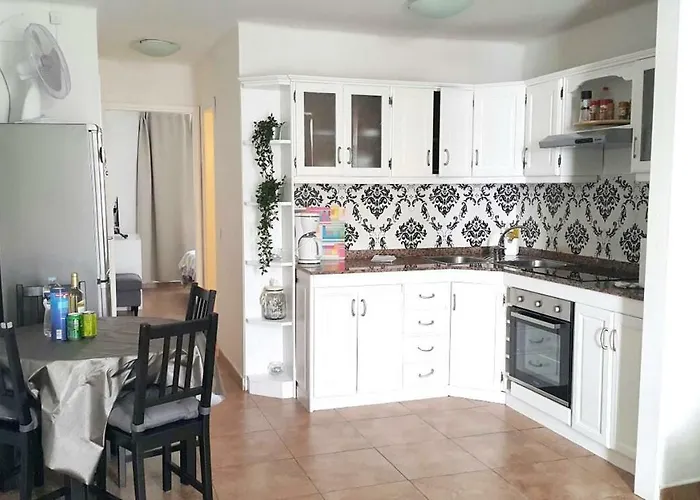 Pearl * Puerto del Carmen (Lanzarote)